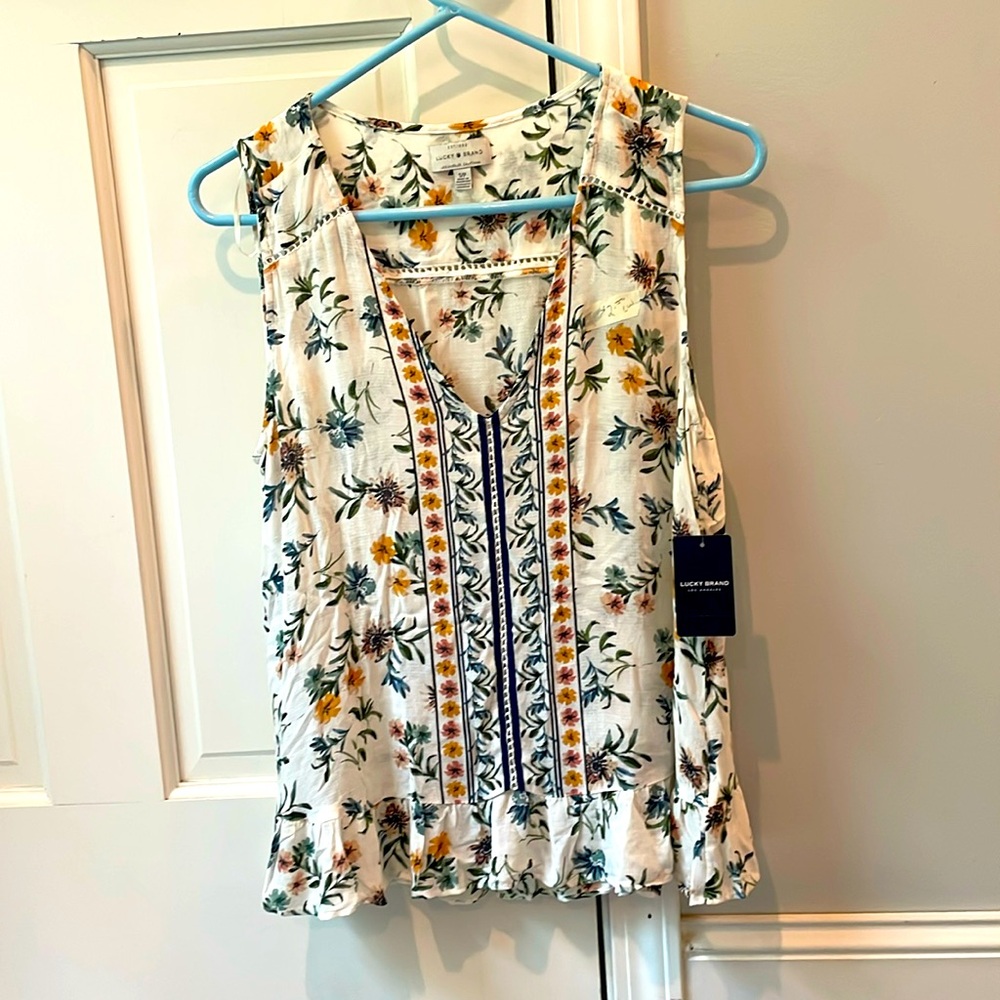 New with tags lucky brand tank blouse